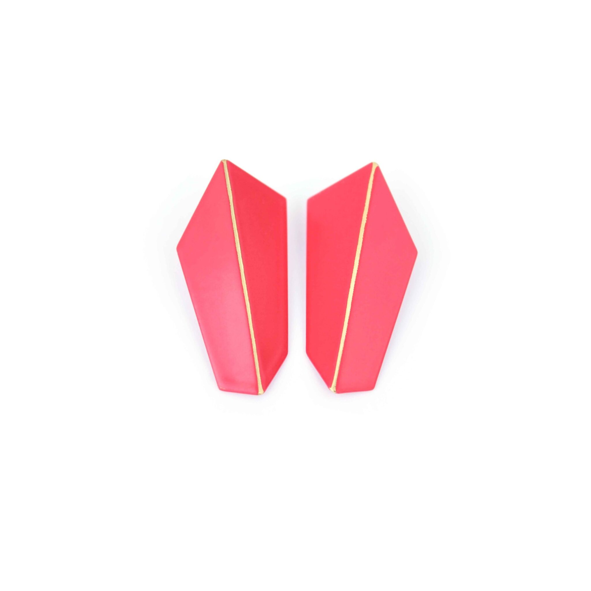Folded-Vertical-strawberry-red-scaled
