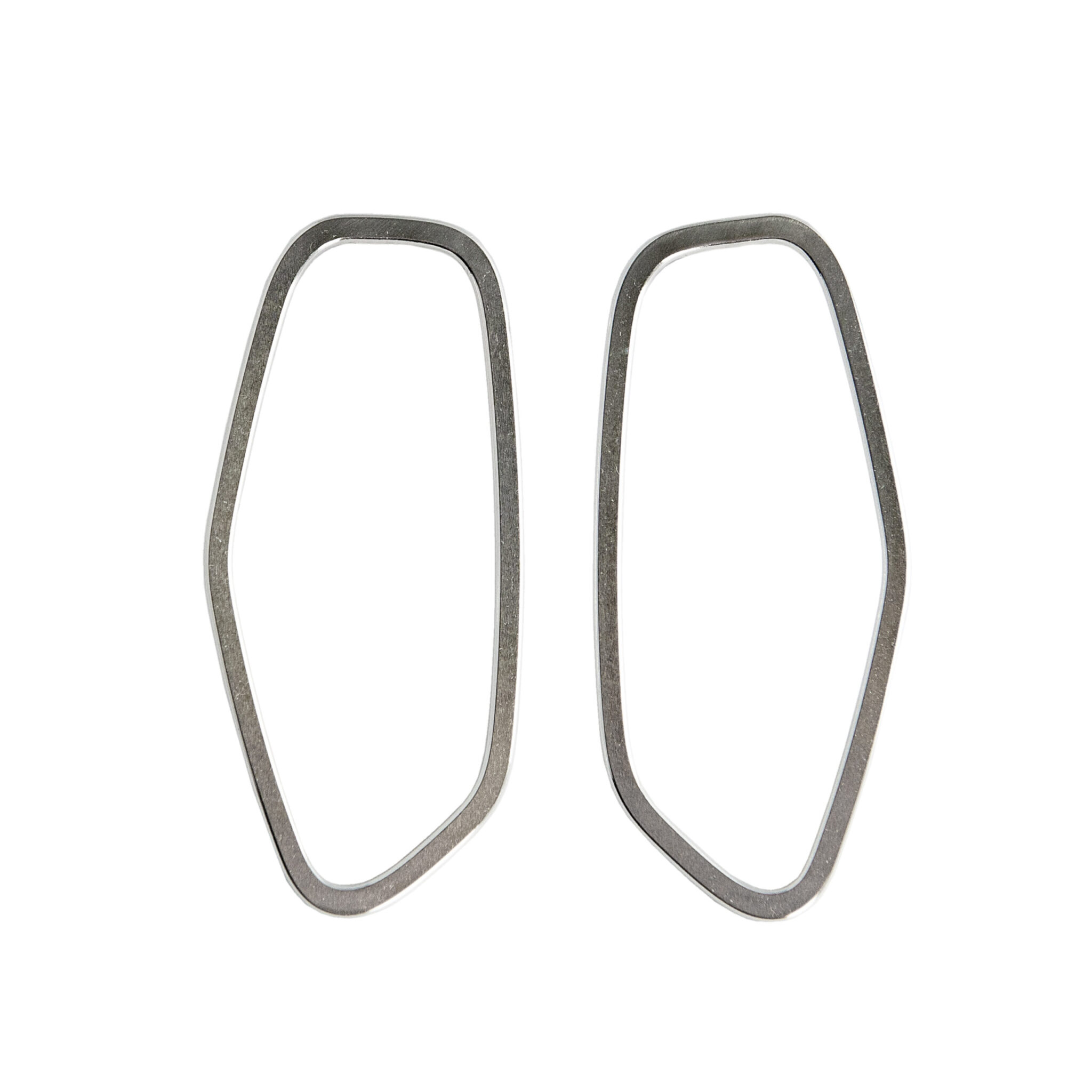 Frames_earrings_big-scaled