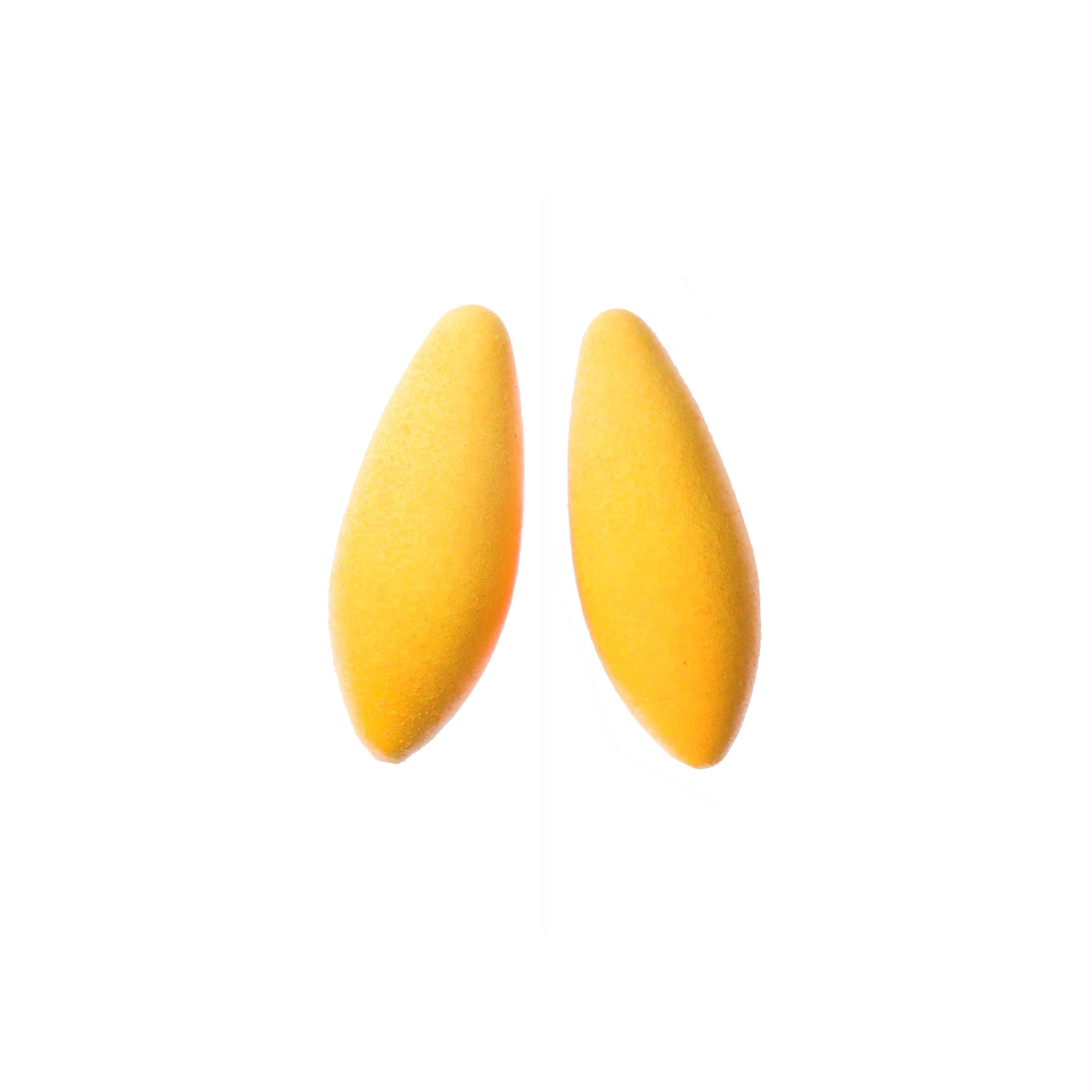 Tanel-Veenre-Earrings-Earberries-Mini-Bananas-01